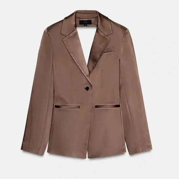 NWT ZARA VIRAL SATIN EFFECT BLAZER XS and L
🚨 My prices are firm, no discount - Picture 14 of 17